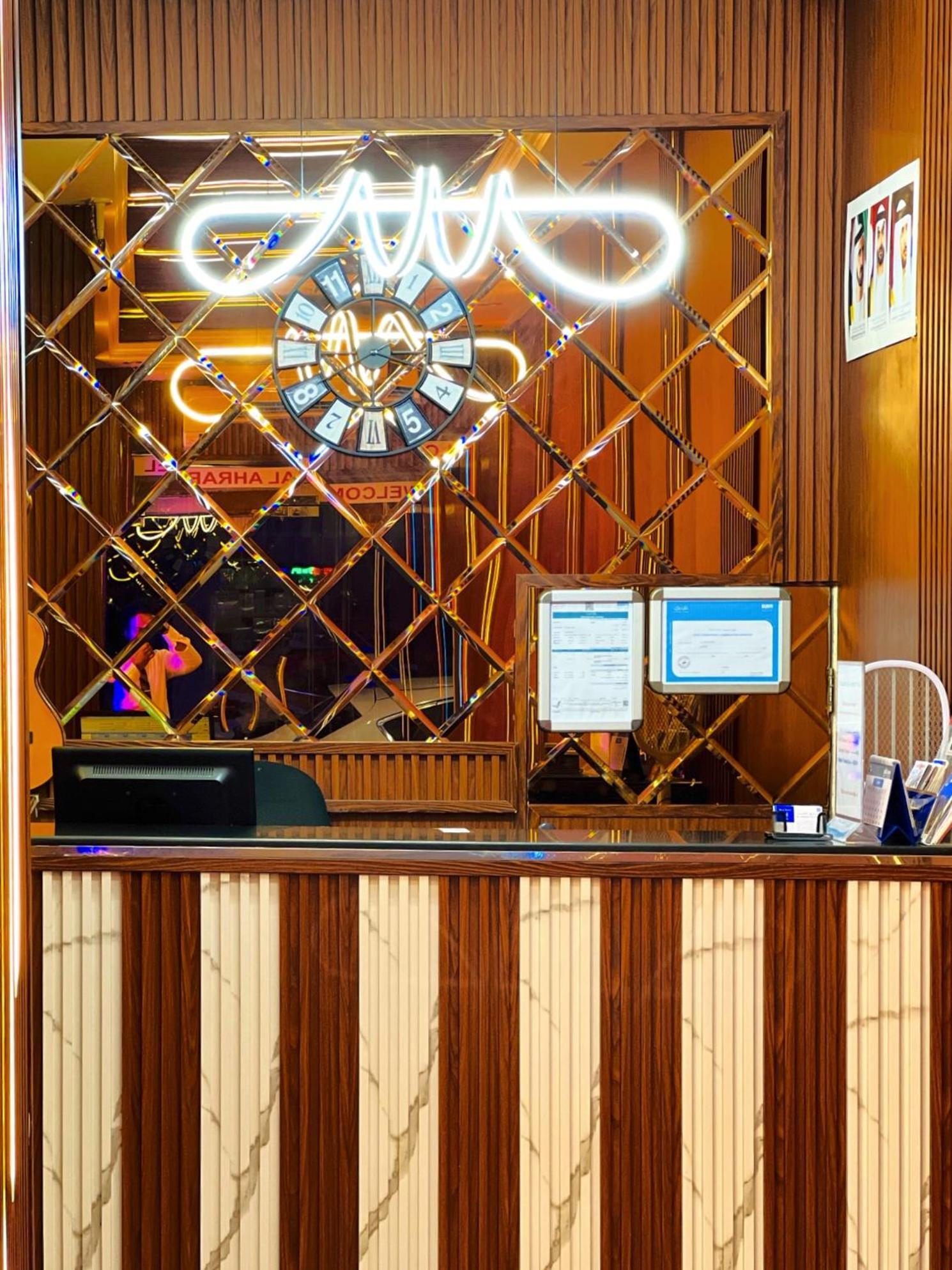 Al Ahrar Hotel 두바이 외부 사진